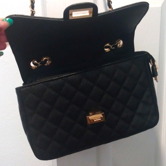 Purse - Picture 3 of 4